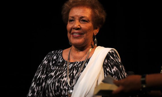 kara-steckerjoylette-goble